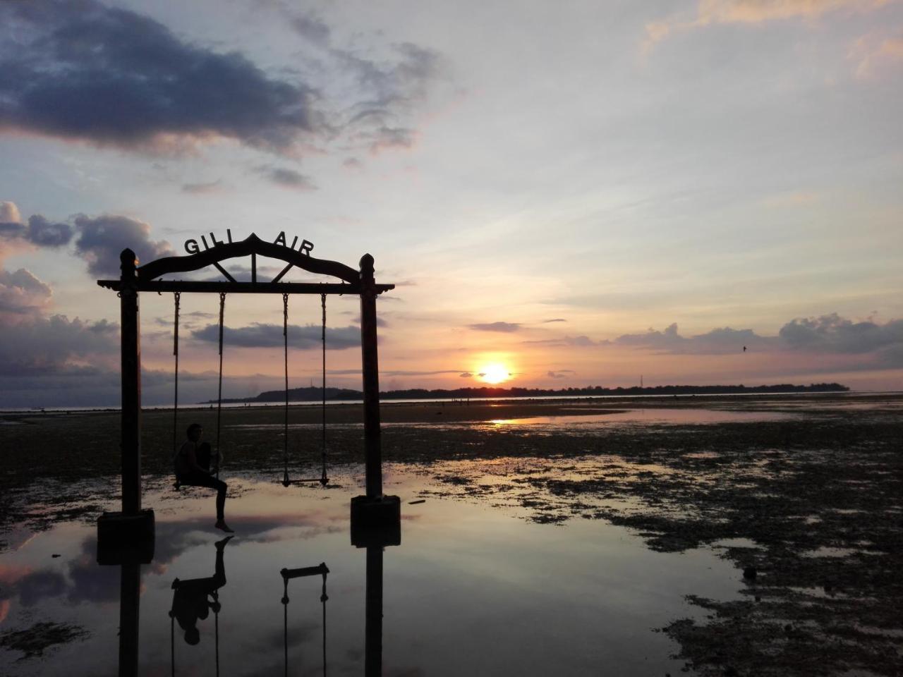 El Jardin De Shambala Hotel Gili Air Exterior photo