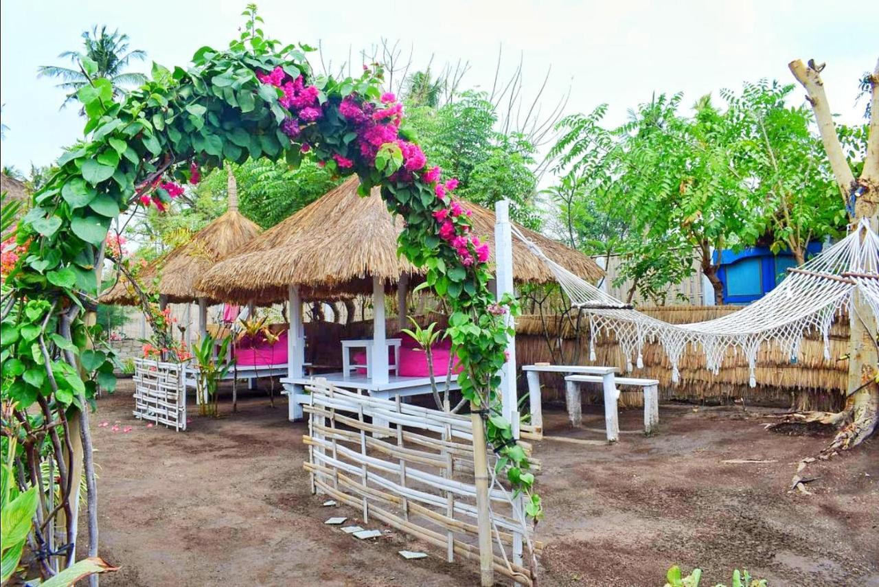 El Jardin De Shambala Hotel Gili Air Exterior photo