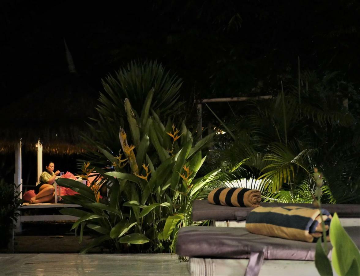 El Jardin De Shambala Hotel Gili Air Exterior photo